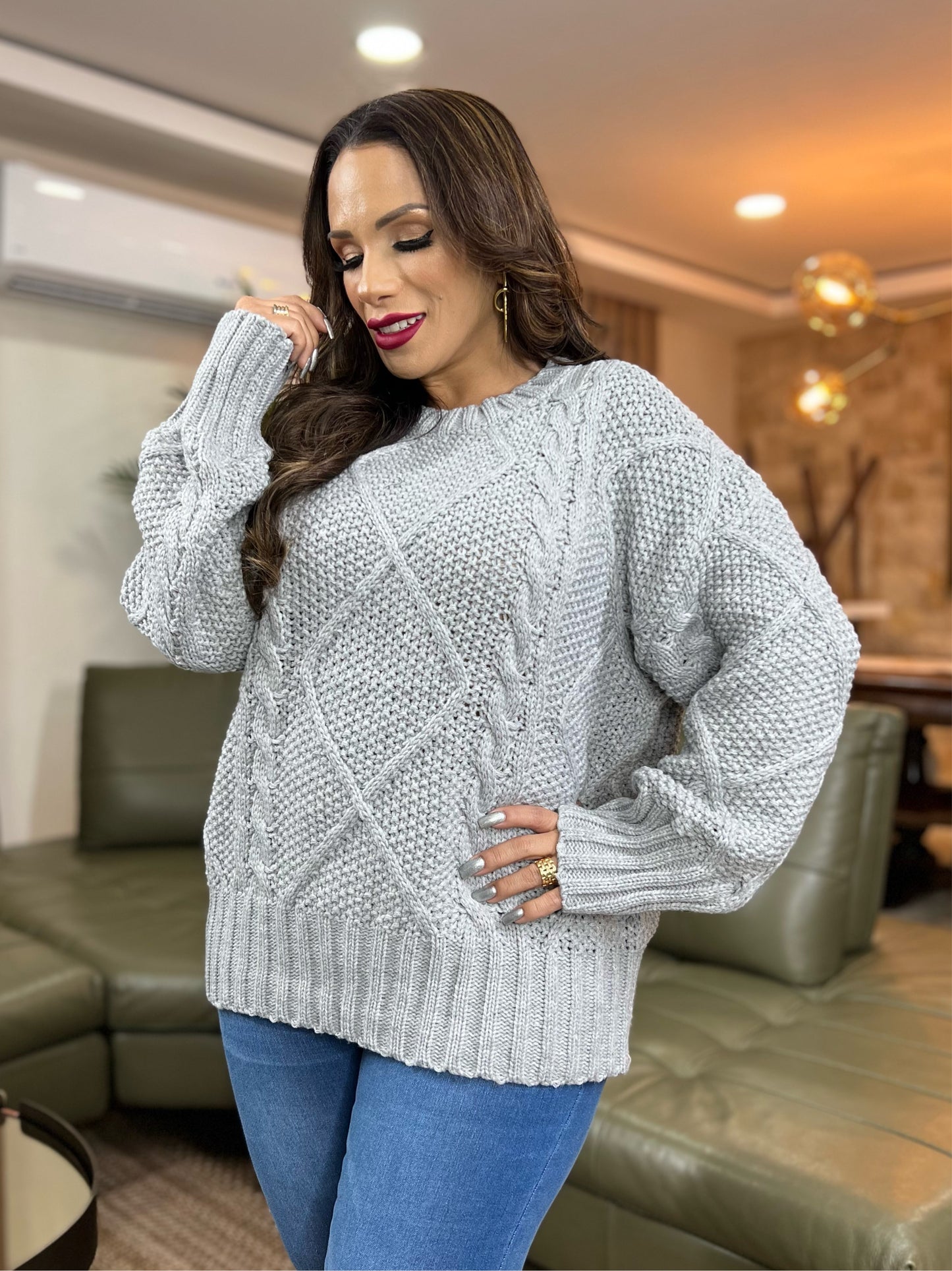TAHIS SWEATER